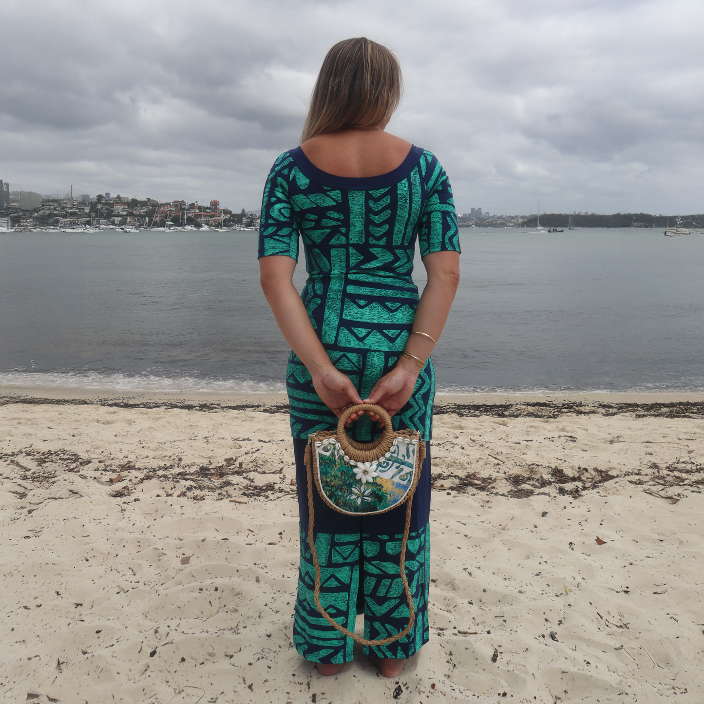 Puletassi -Forever Polynesia × PIA collaboration