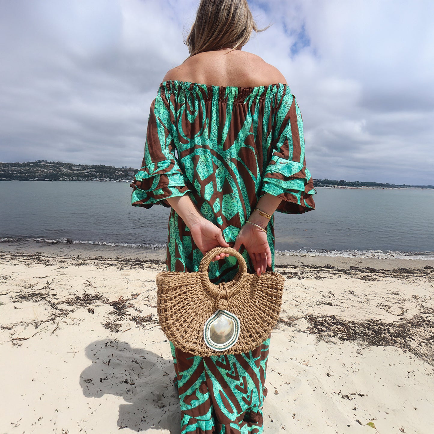 Kealoʻa x Forever Polynesia – One-of-a-Kind Civa Shell Handbag