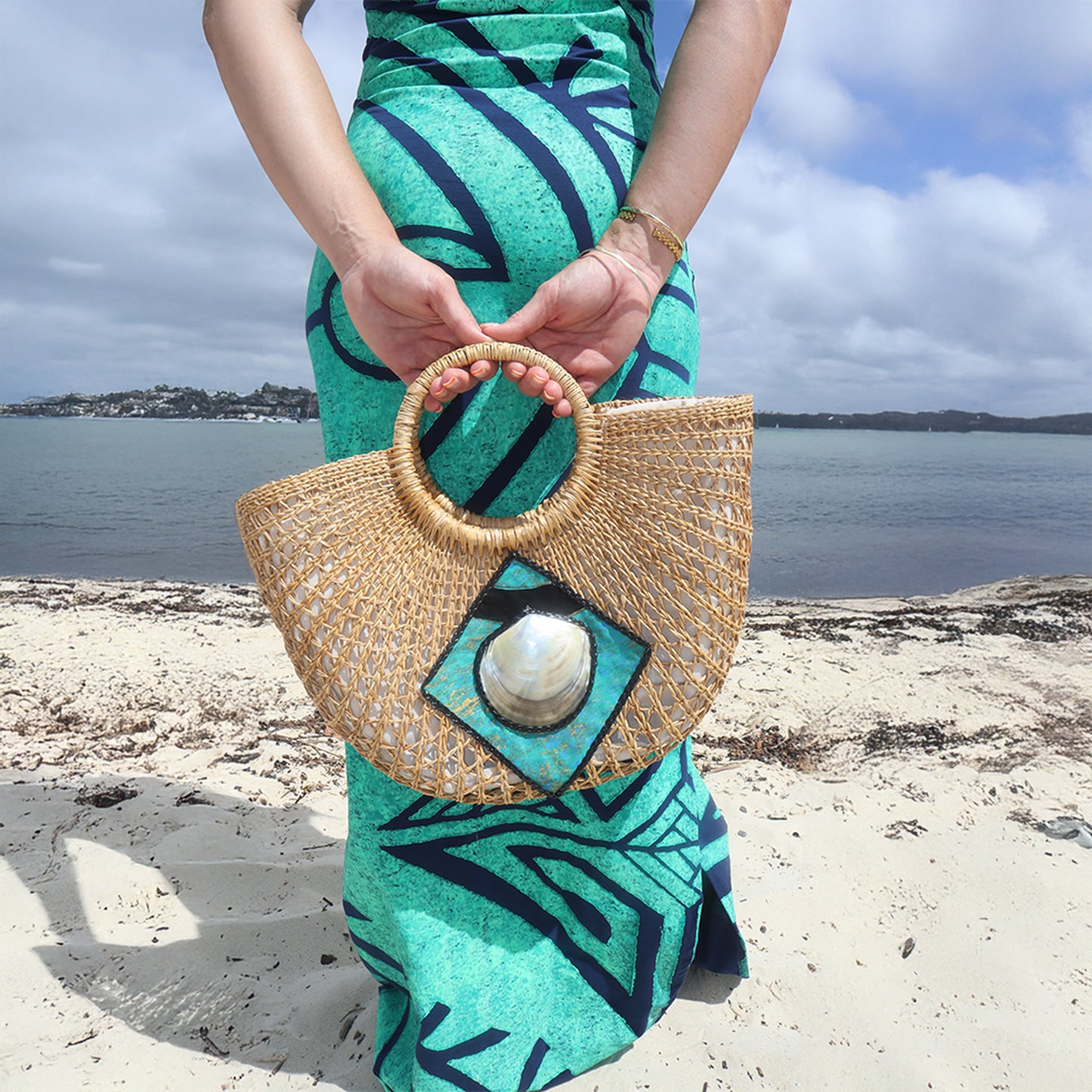 Kealoʻa x Forever Polynesia – One-of-a-Kind Wakaya Handbag III